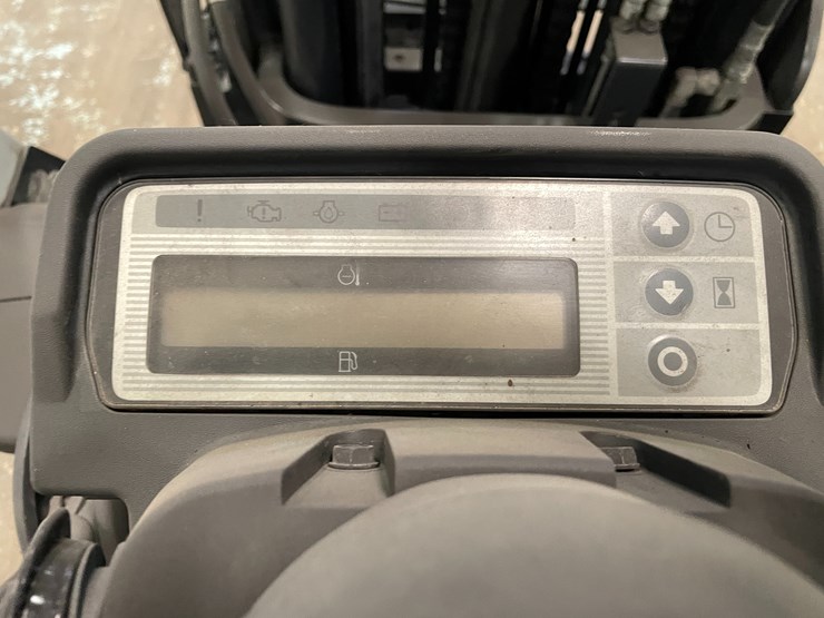 2017-unicarriers-cf60-image-30