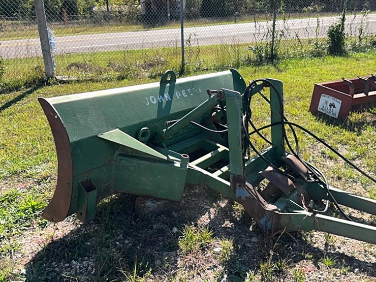 8-foot-john-deere-rear-attach-blade-image-1