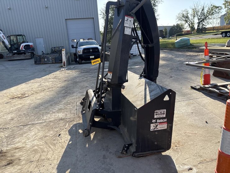 #5085-•-2021-bobcat-sbx240-84"-skid-steer-snow-blower-image-4
