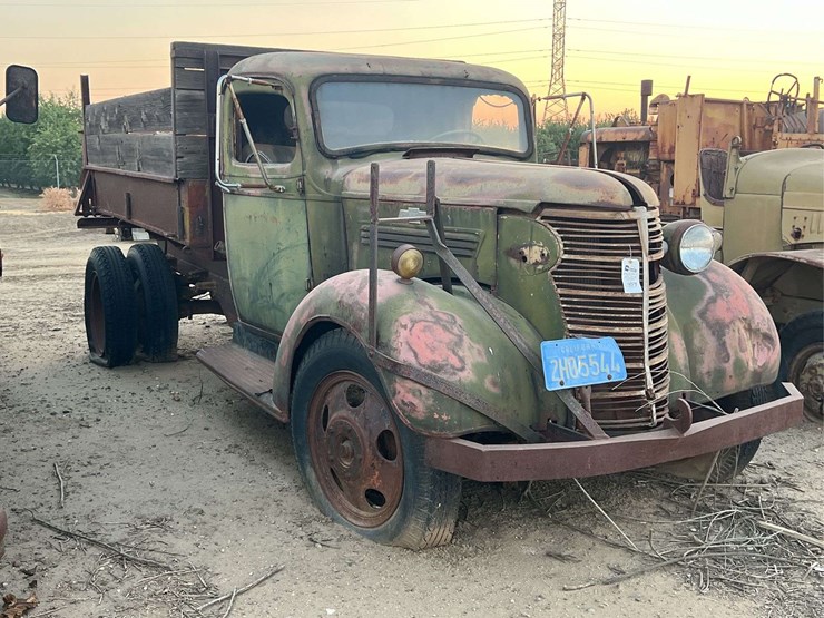 chevrolet-dump-truck-image-3