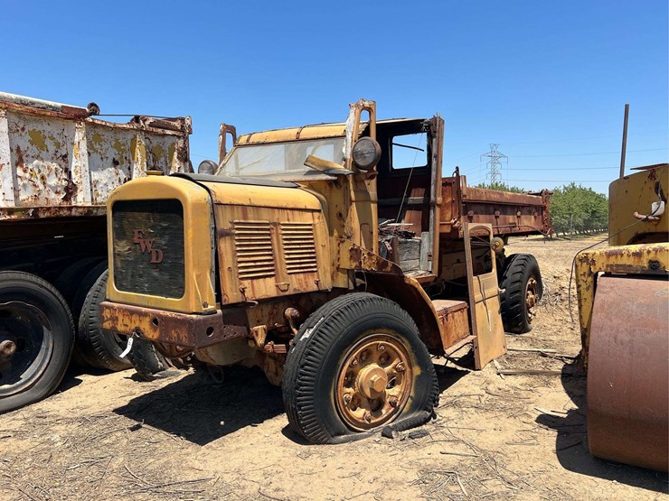 fwd-dump-truck-image-1