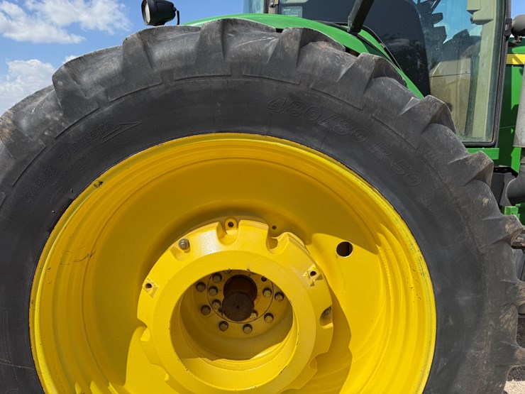 john-deere-8530-image-38