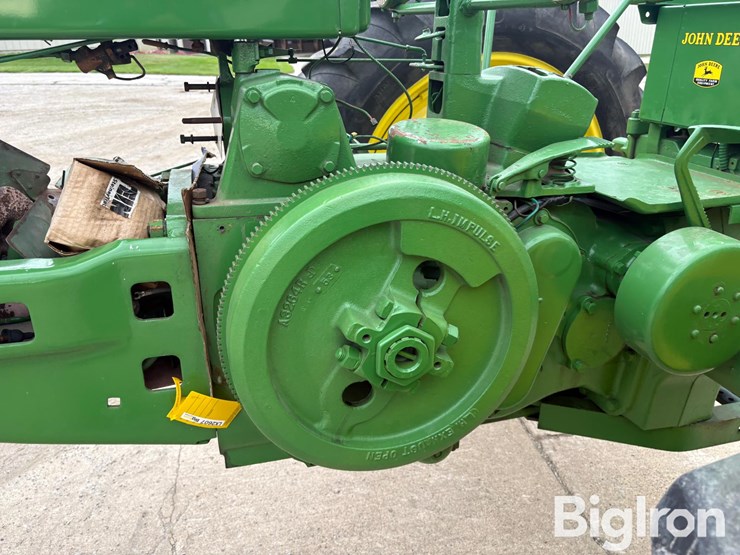 1950-john-deere-a-image-13
