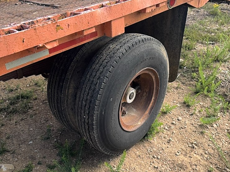 gooseneck-low-boy-trailer-image-4
