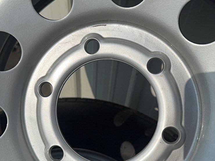 four-225/75/r15-tires-with-6-lug-wheels-image-3