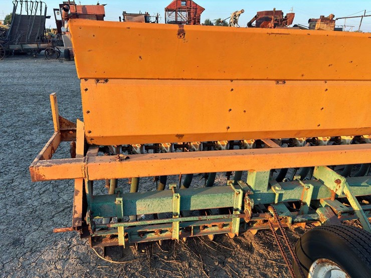 brillion-grain-drill-image-10