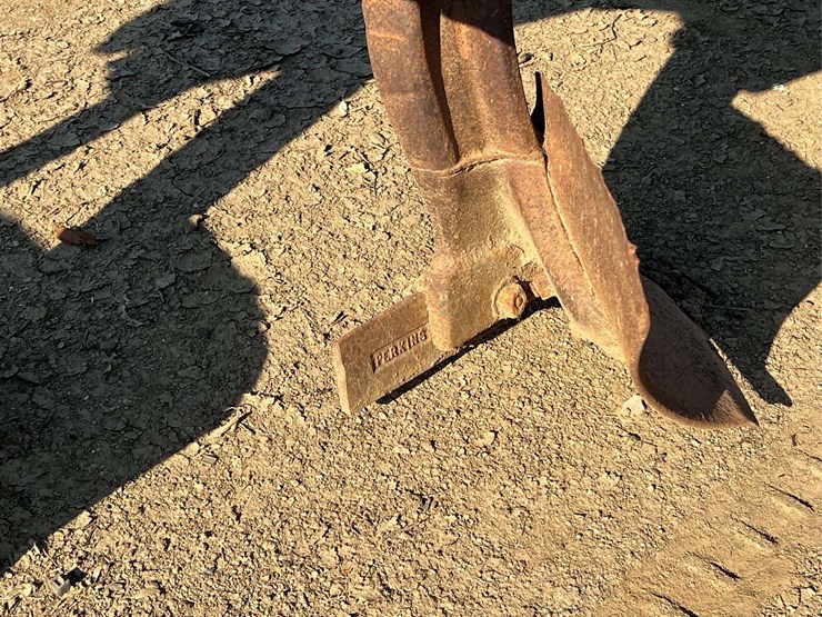 stockton-5-bottom-wood-beam-plow-image-13