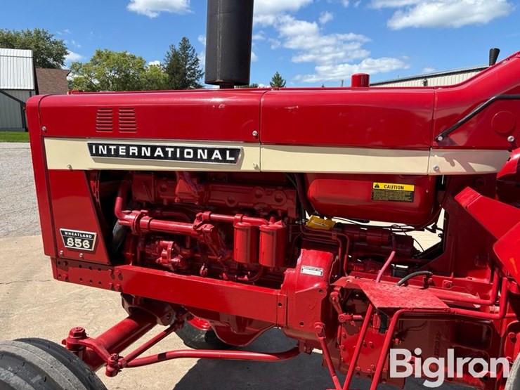 1967-international-856-image-10