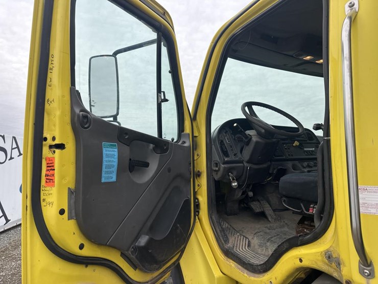 2004-caterpillar-3126-image-40