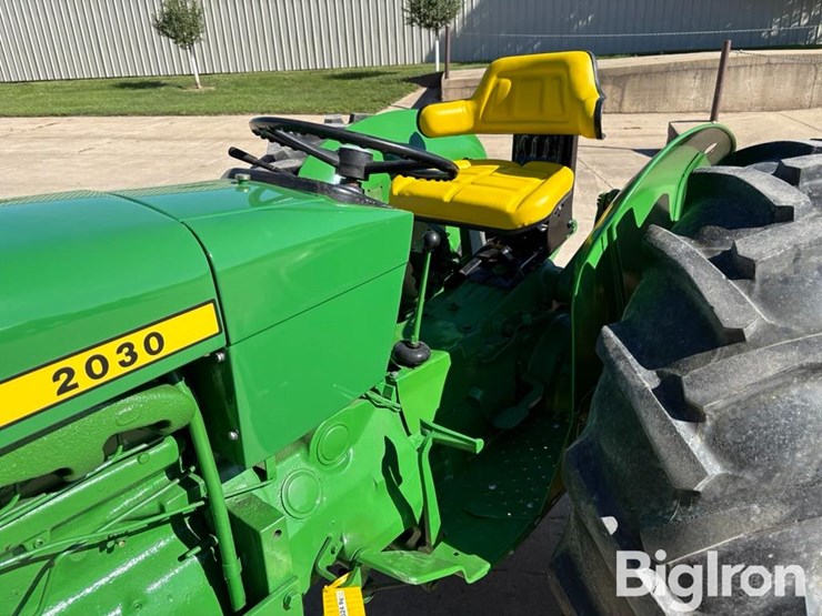 1973-john-deere-2030-image-10