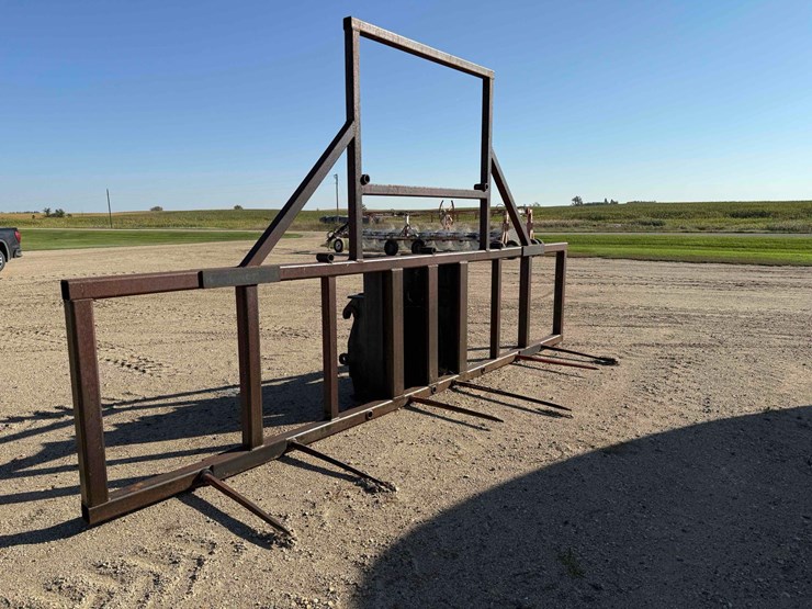 homemade-bale-fork-image-4