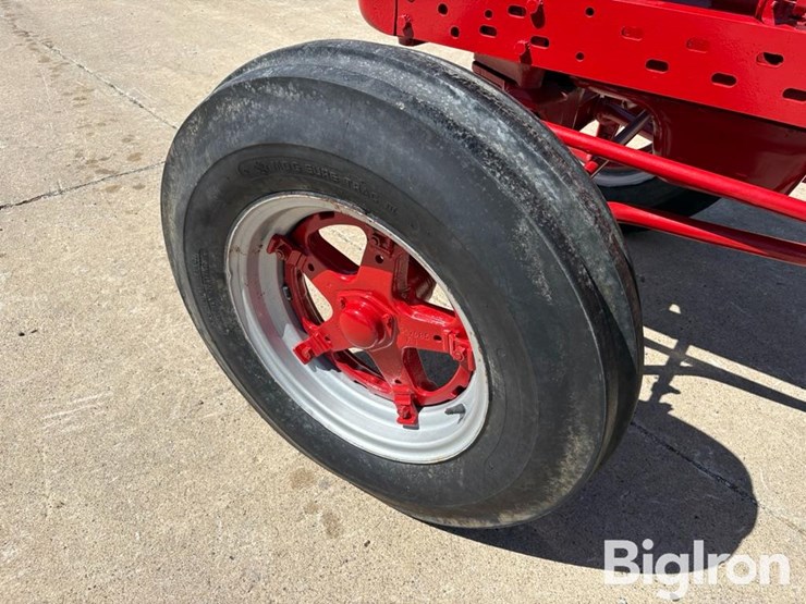 1954-ih-super-wd6-ta-2wd-tractor-image-18