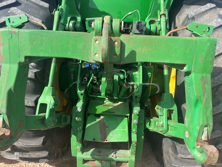 john-deere-8245r-image-19