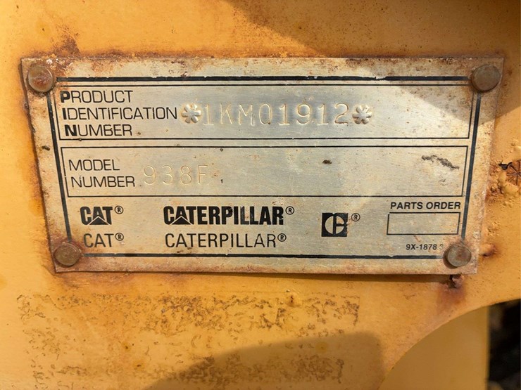 caterpillar-938f-image-12