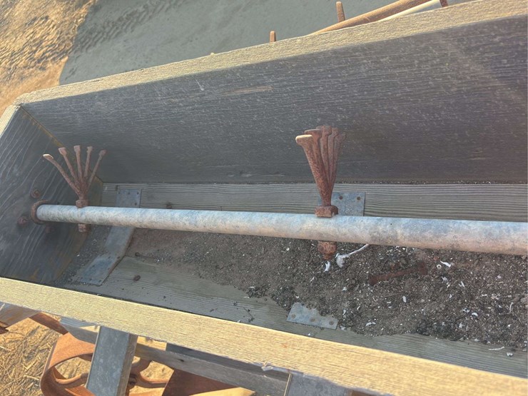 stockton-5-bottom-wooden-frame-plow-image-24