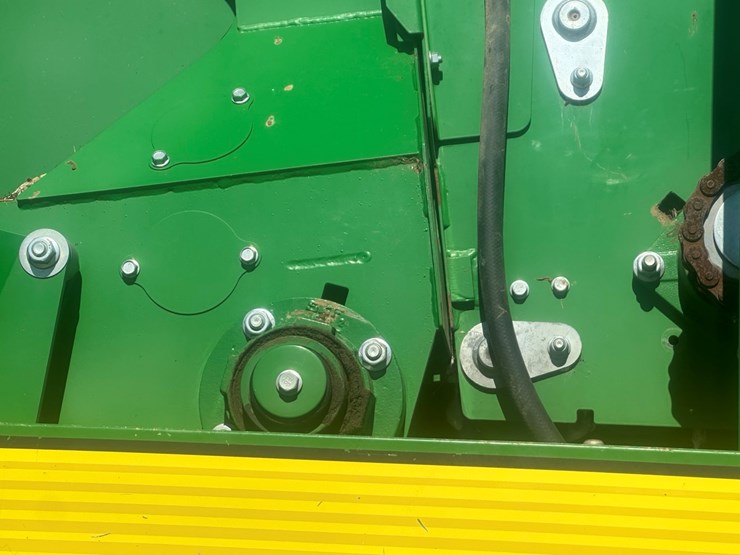 2017-john-deere-cs690-image-14