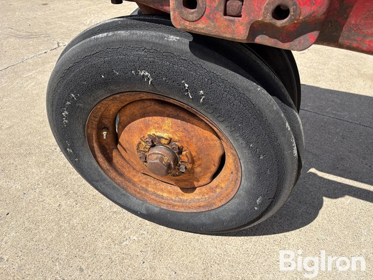 1949-massey-ferguson-44-image-16