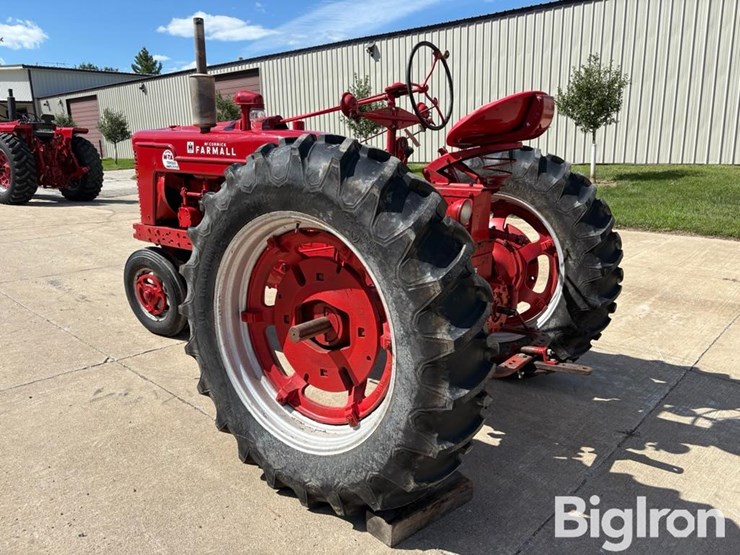 1954-ih-farmall-super-m-ta-2wd-tractor-image-7