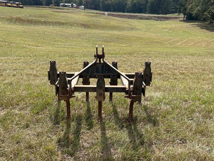 #412-•-4ft-chisel-plow-image-4