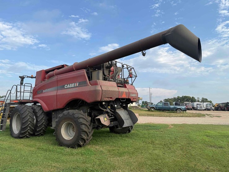 2013-case-8230-afx-combine-image-5