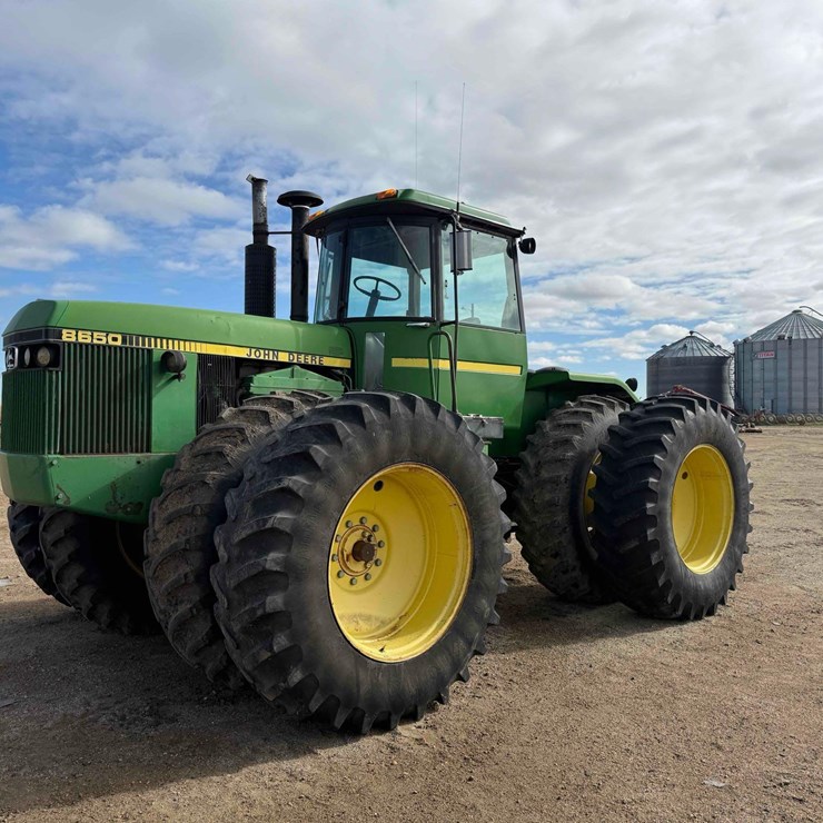 JOHN DEERE 8650