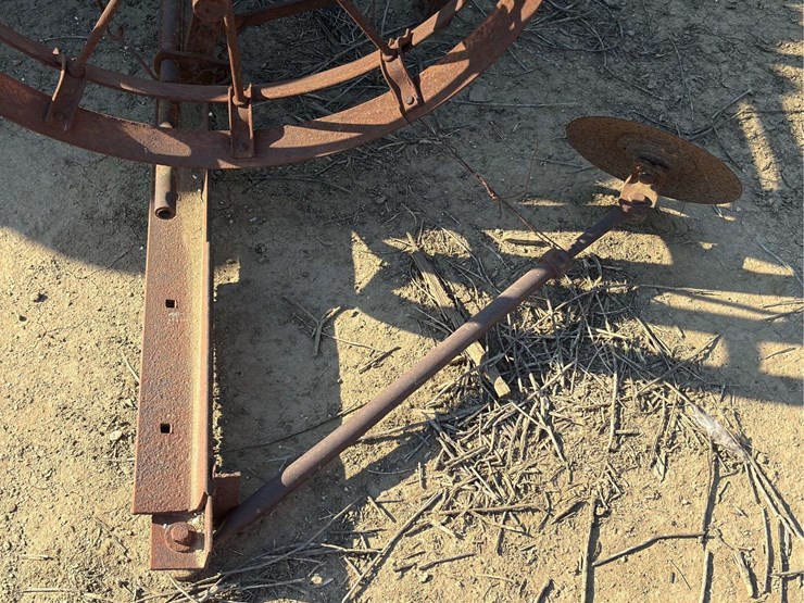 2-row-planter-frame-image-9