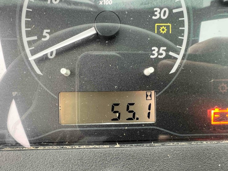 john-deere-1025r-image-23