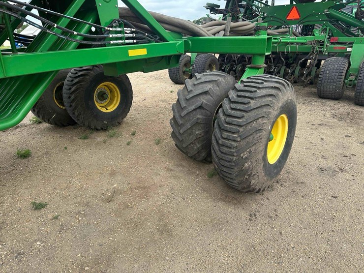 john-deere-1890-image-35