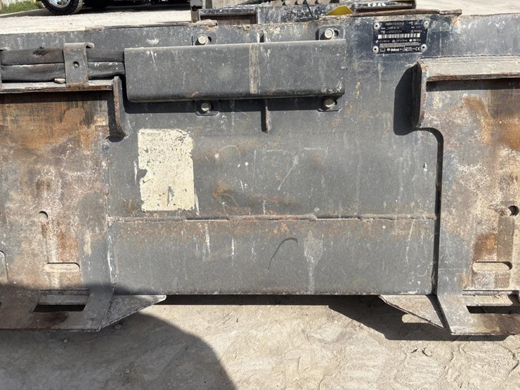 #5065-•-approx-84"-bobcat-combination-bucket-image-6