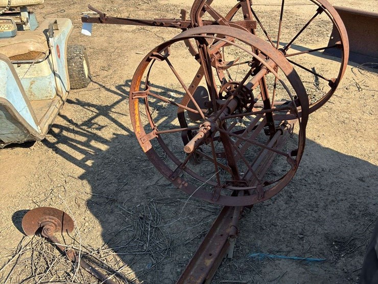 2-row-planter-frame-image-5