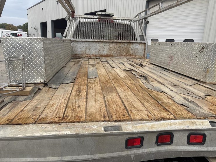 2009-dodge-ram-4500-image-16