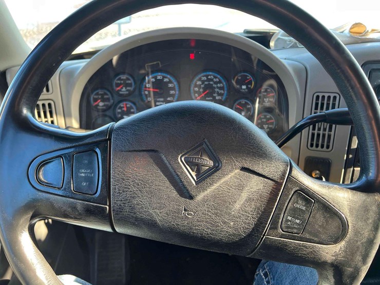 2014-international-4000-image-15