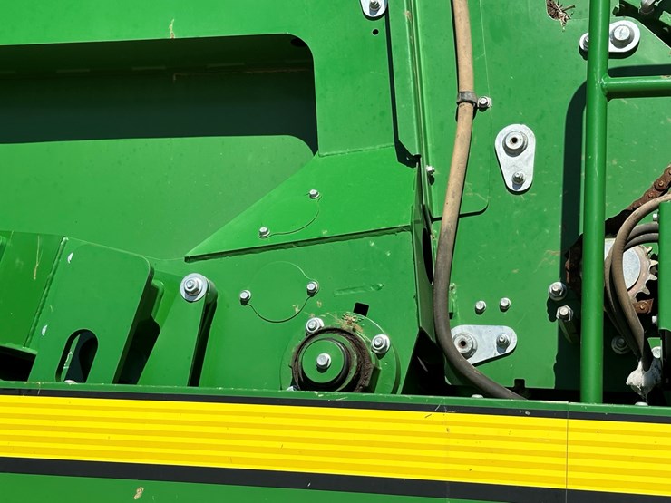 2017-john-deere-cs690-image-25