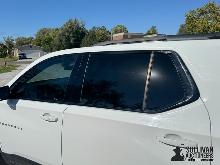 2019-chevrolet-traverse-image-14