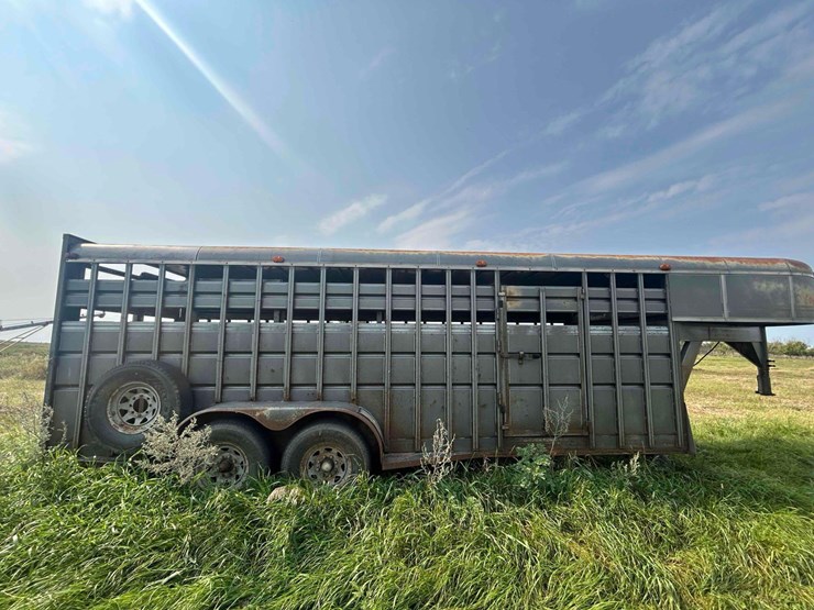 trailalong-stock-trailer-image-6