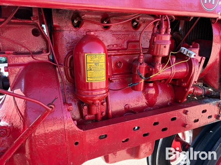1942-international-m-image-20