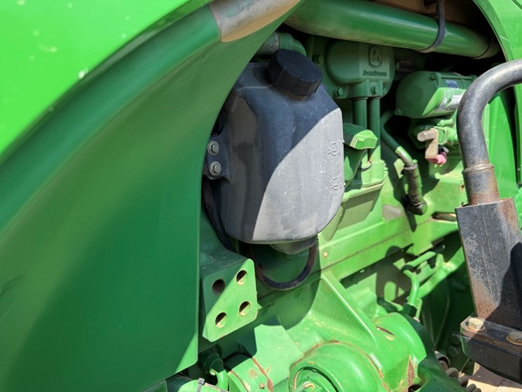 john-deere-8530-image-23