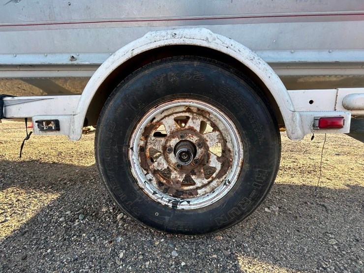 alumacraft-tropy-170-boat-image-23