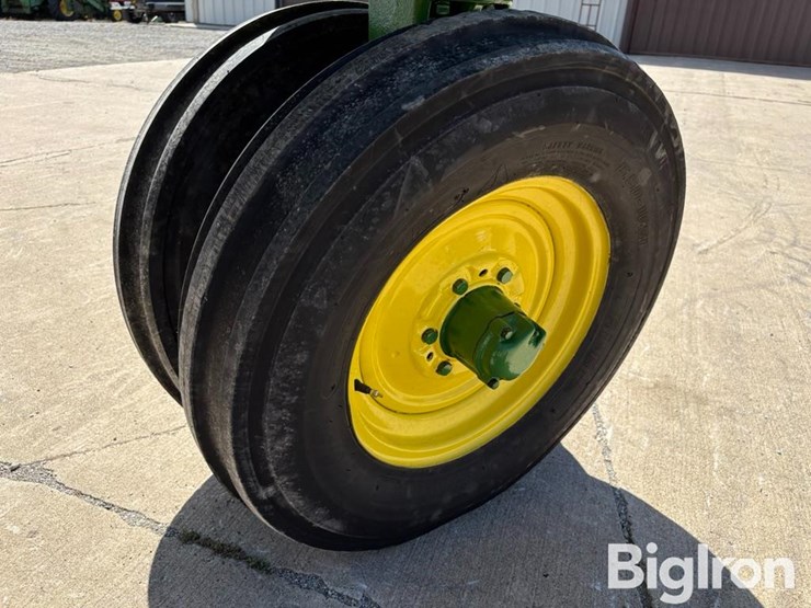 1955-john-deere-70-image-14