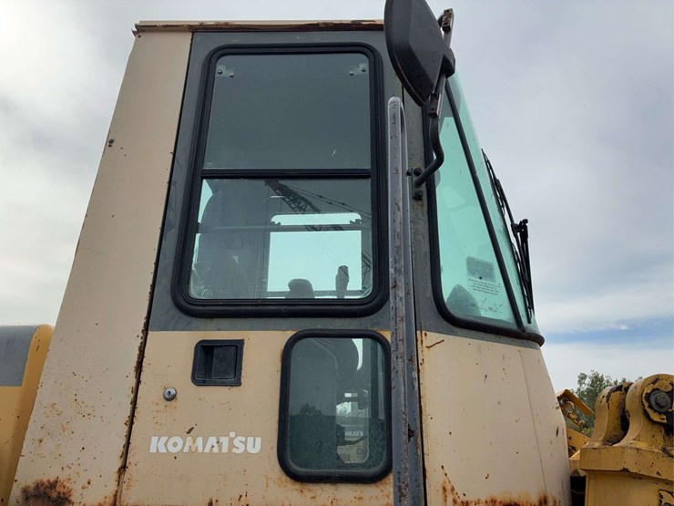 komatsu-wa320-image-30