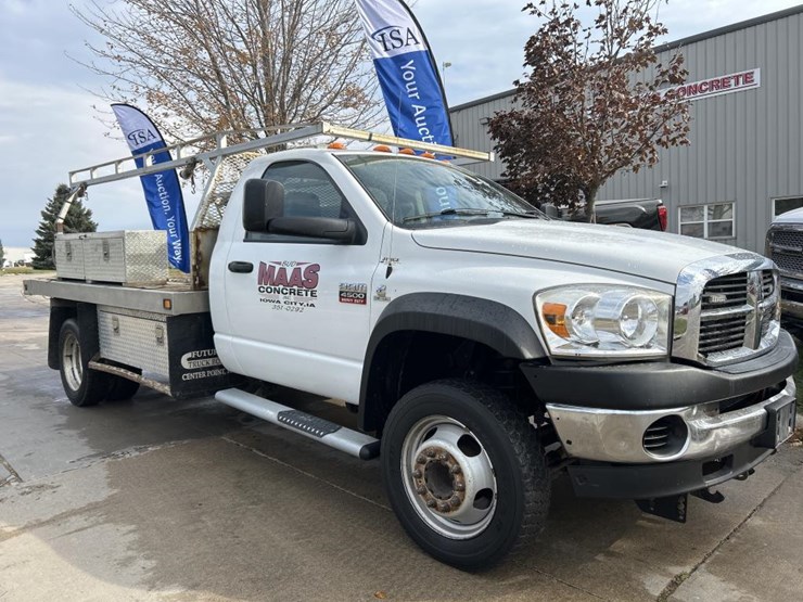 2009-dodge-ram-4500-image-7