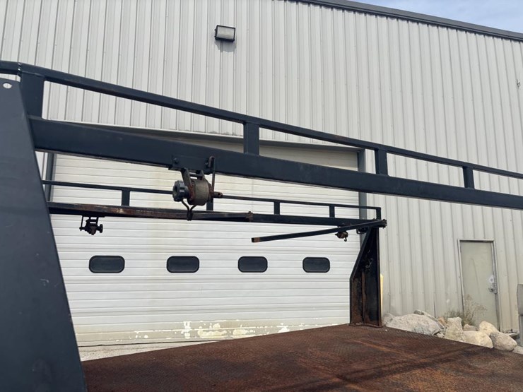 2008-ford-f550-image-22