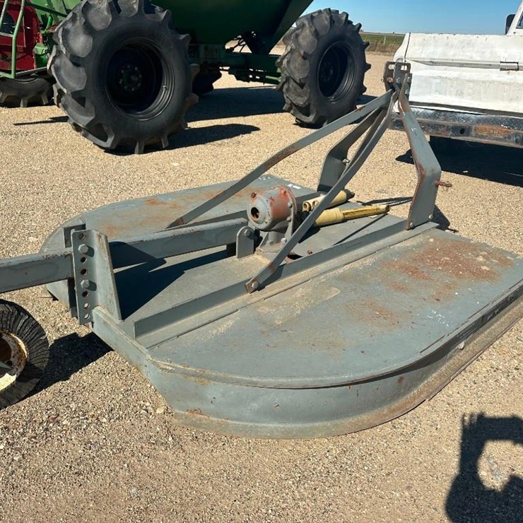 Modern Manufacturing Commando Mower