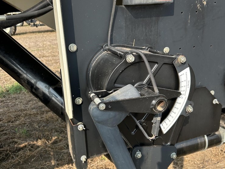 2008-bourgault-5710-59-image-25
