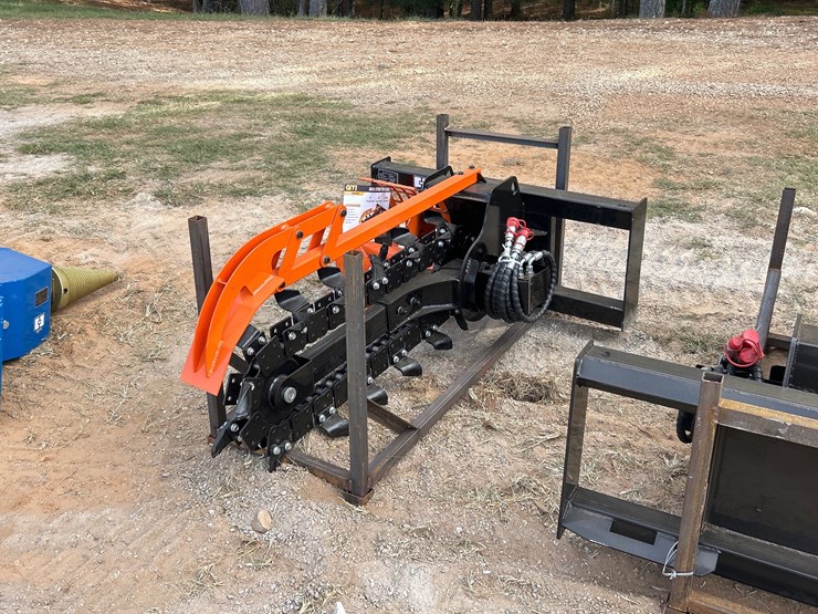 #489-•-quick-attach-trencher-image-1