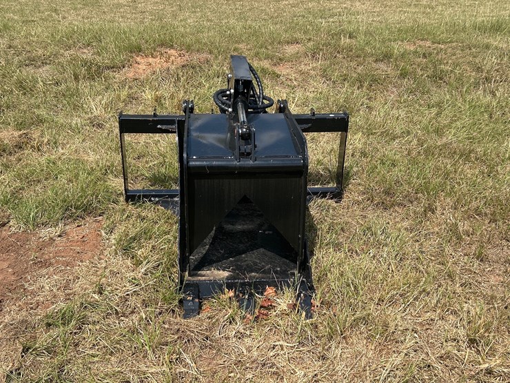 #411-•-quick-attach-20in-stump-grapple-bucket-image-6