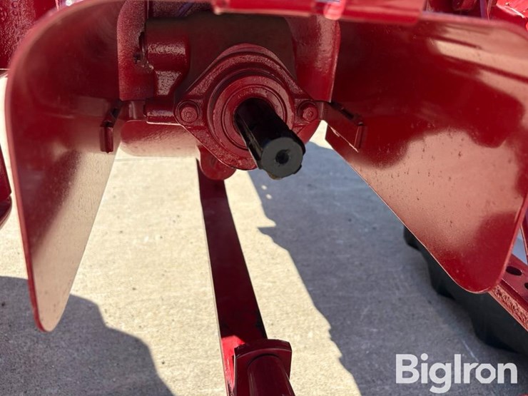 1951-international-h-image-11