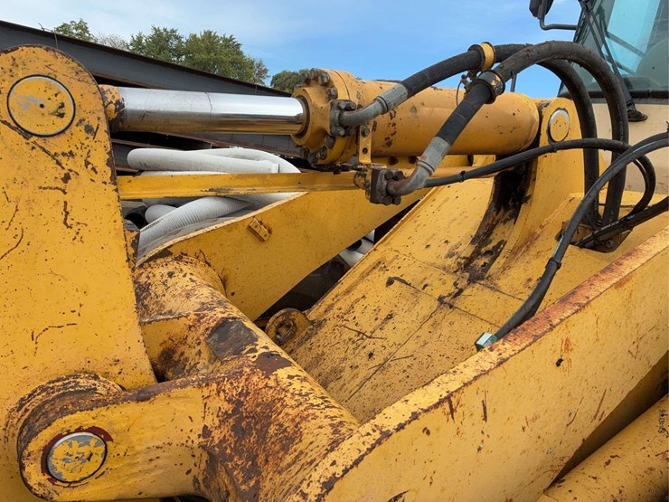 komatsu-wa320-image-6