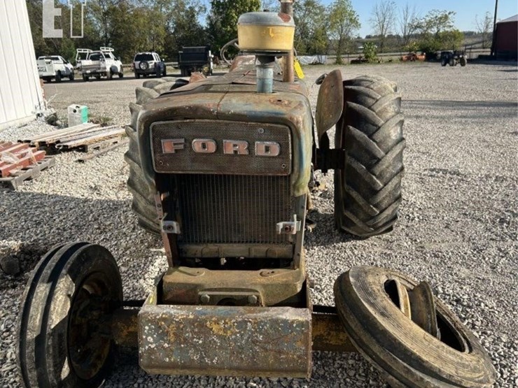 ford-tractor-image-2