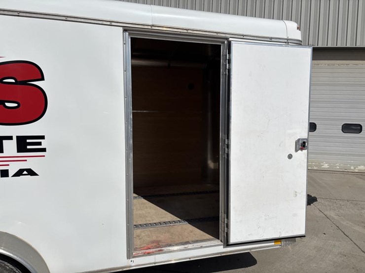 #5042-•-2018-h-&-h-16'-enclosed-trailer-image-9